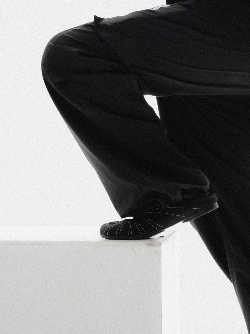 [SHINE] TABI CLOG-BLACK