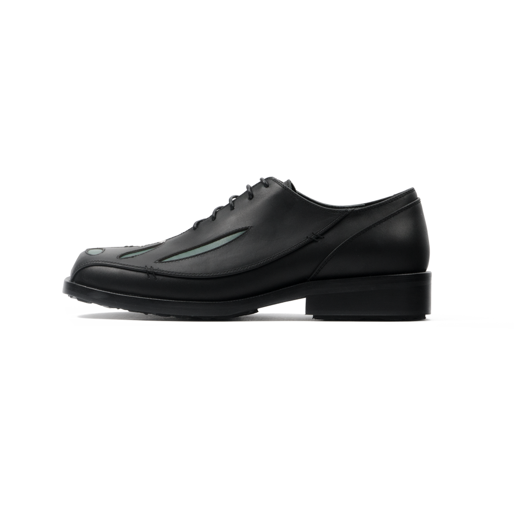 DERBY 01 BLACK