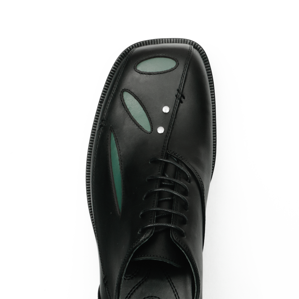 DERBY 01 BLACK