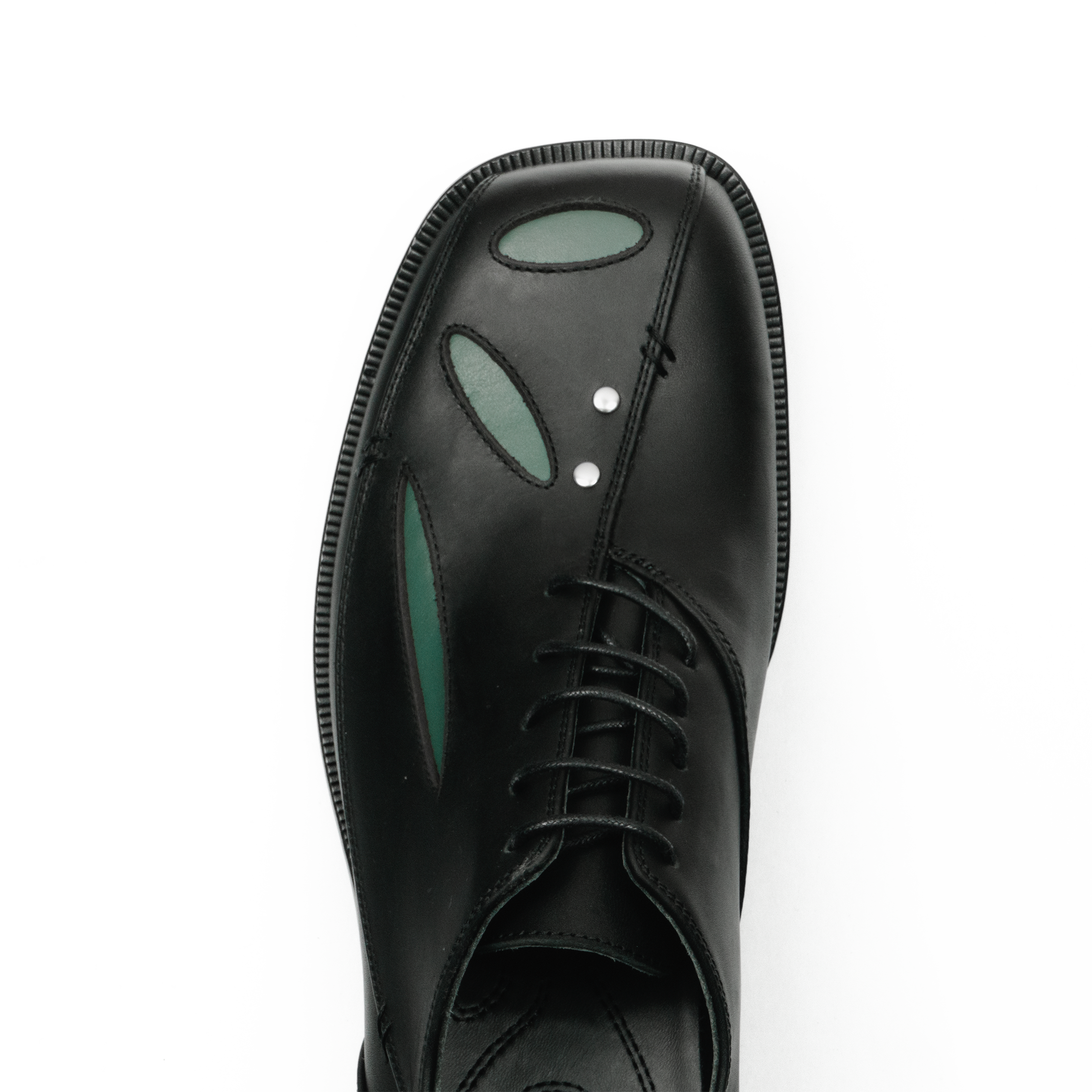 DERBY 01 BLACK