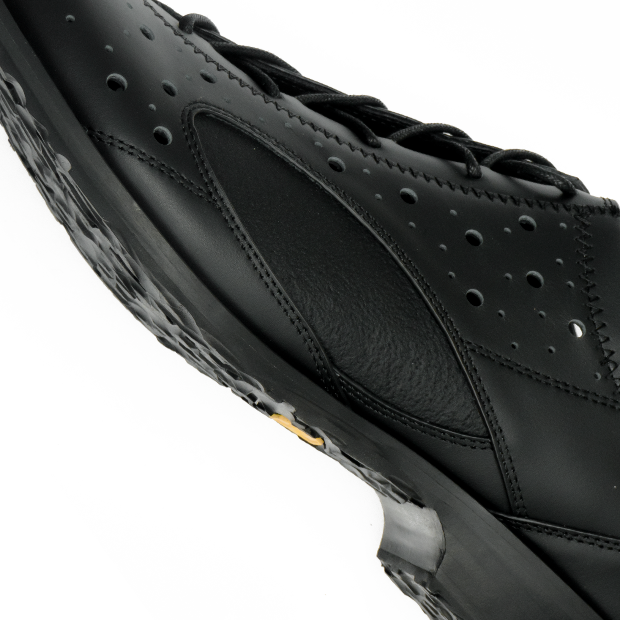 LOCK-BLACK