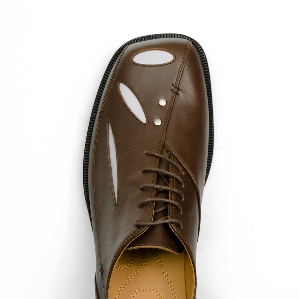 DERBY 01 BROWN