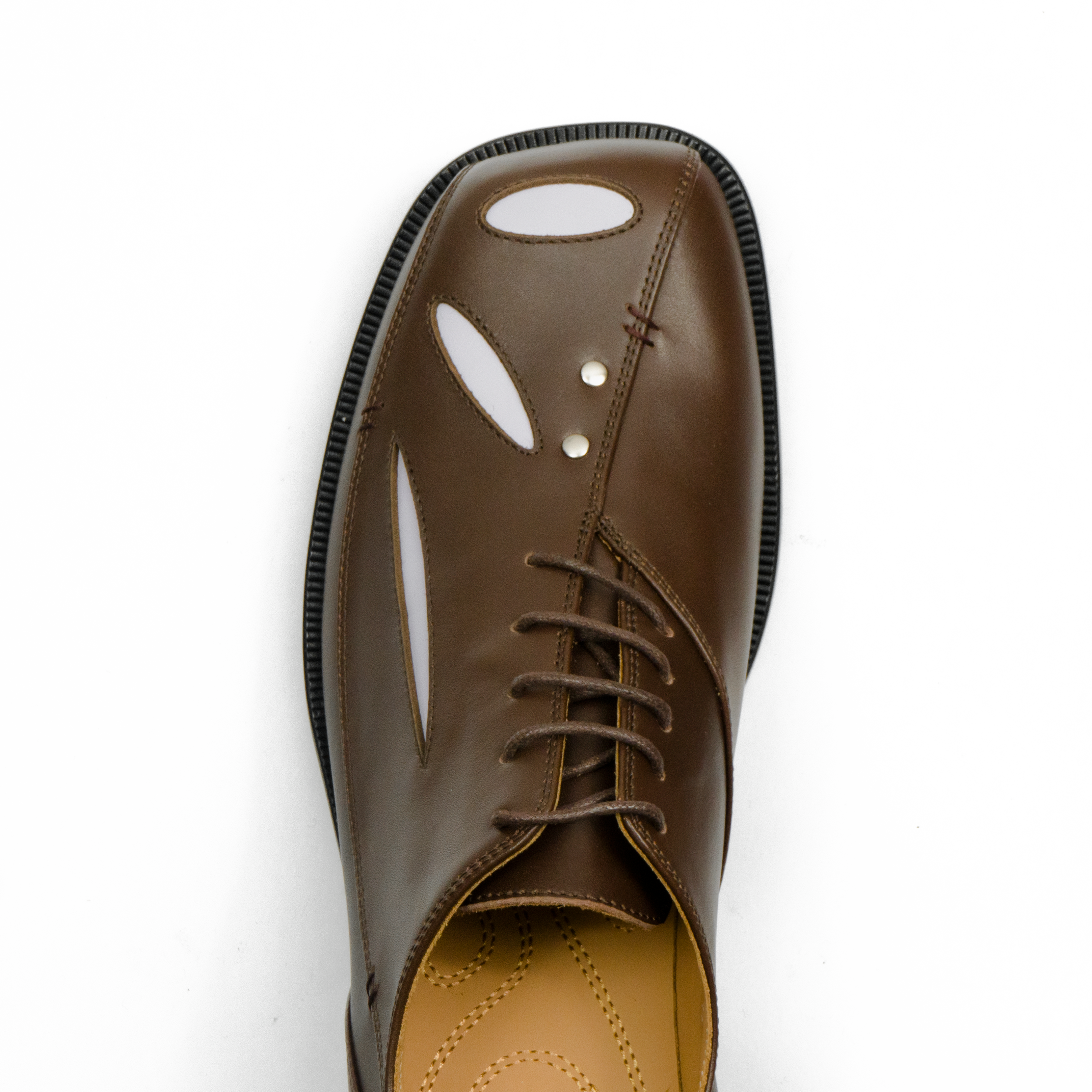 DERBY 01 BROWN