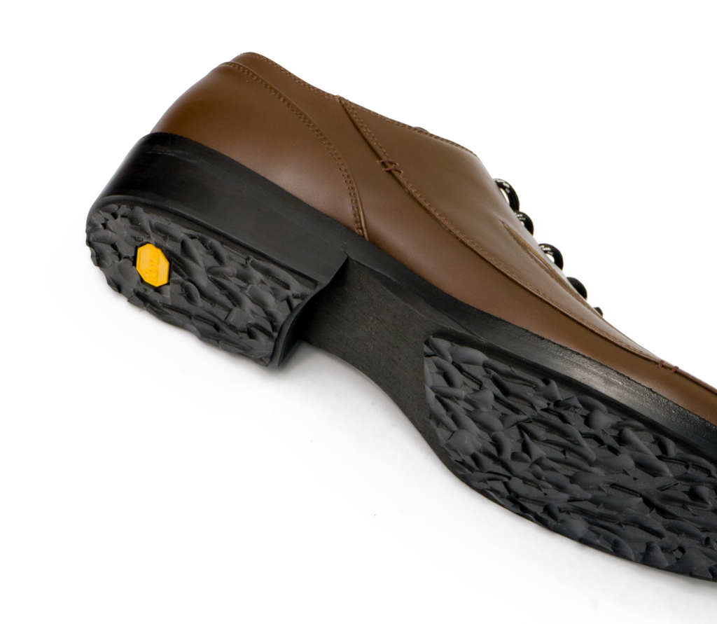 DERBY 01 BROWN
